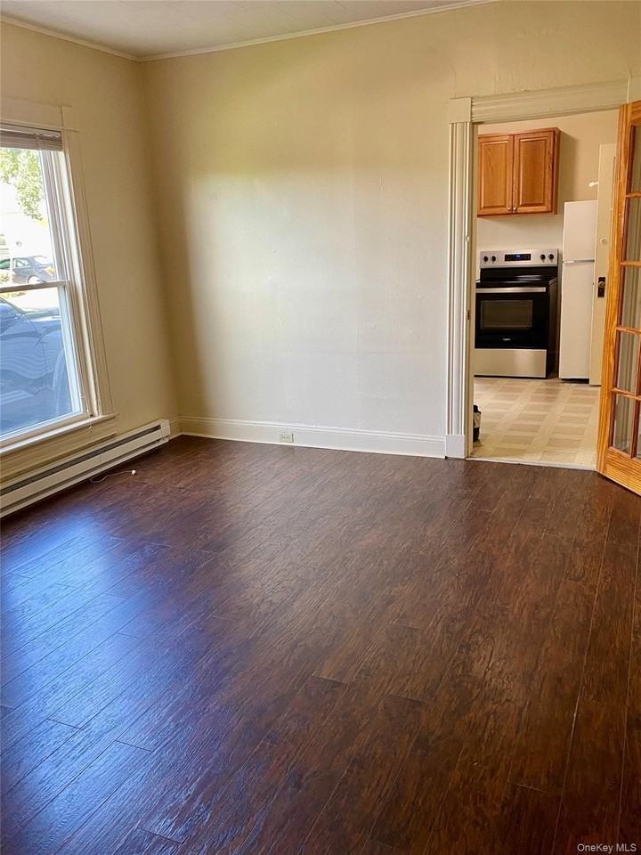 19 Memorial Ave #2 - Photo 7 of 11