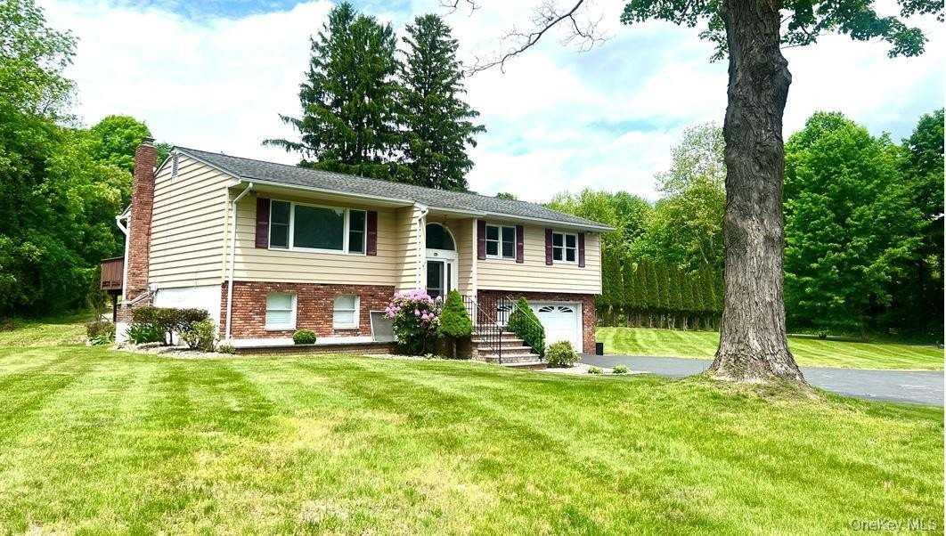 260 Union Valley Rd - Photo 2 of 40