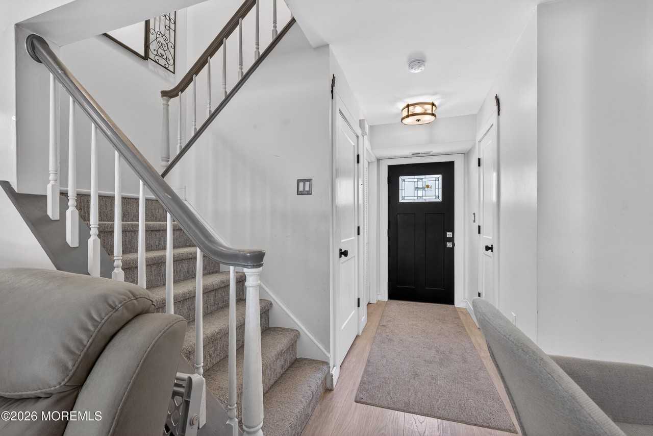 6 Swan Rd - Photo 6 of 32