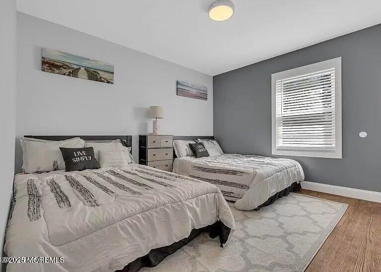 1143 Roe Ave - Photo 7 of 22