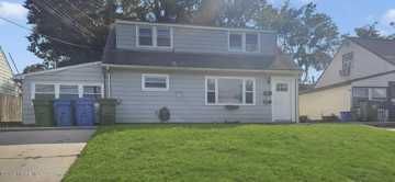 featured image of 8 Kendall Dr