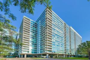 featured image of 9715 Woods Dr #1209