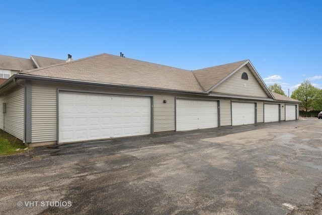66 Sterling Cir #201 - Photo 2 of 14