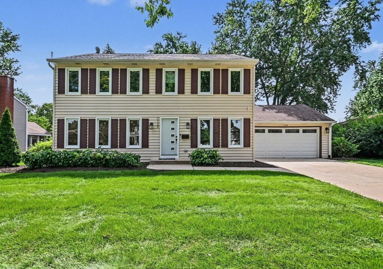 1120 Summit Hills Ln - Photo 2 of 28