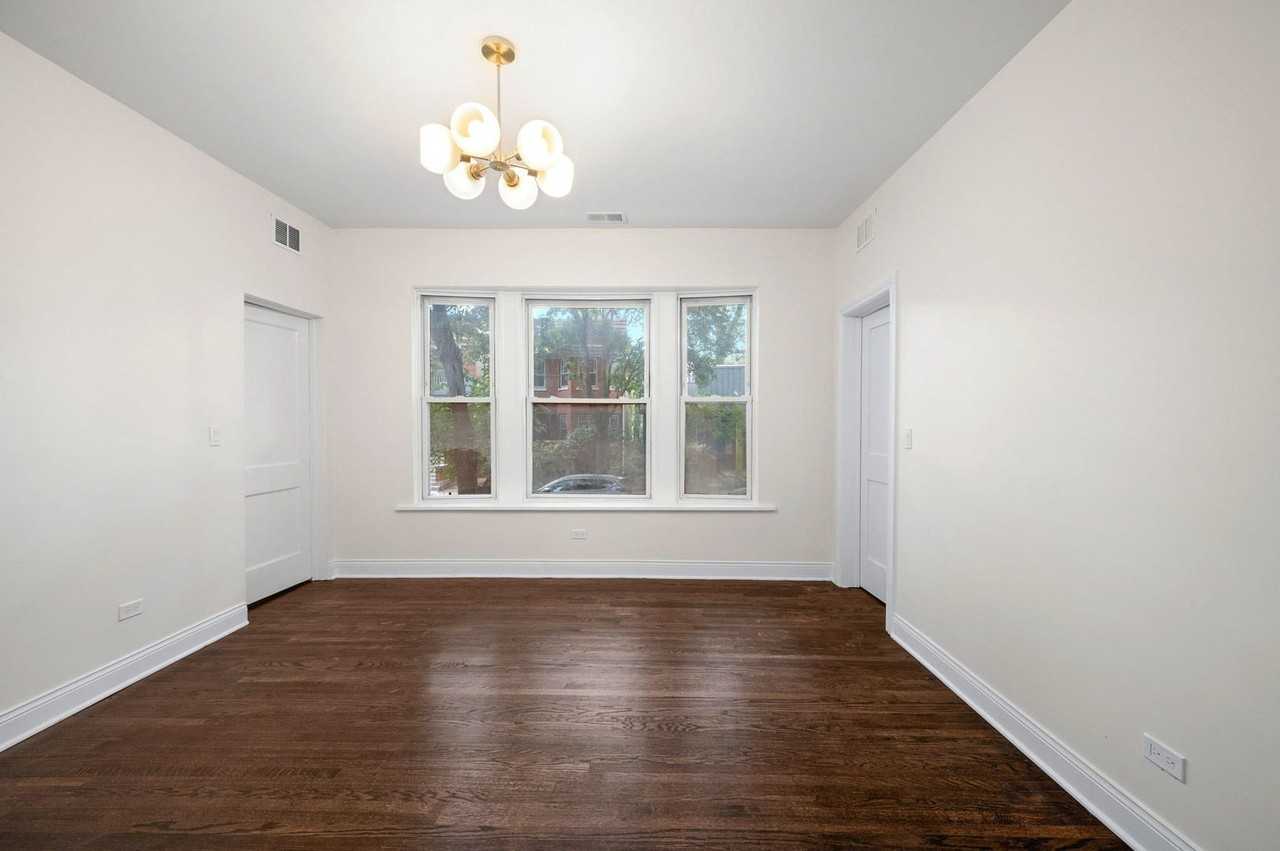 1338 W Hollywood Ave #3 - Photo 5 of 18