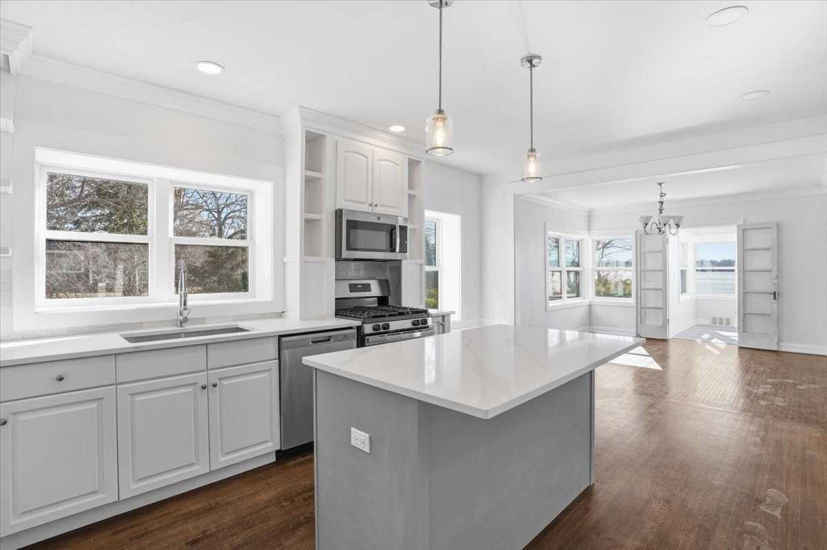 297 E Lakeview Ave #0 - Photo 6 of 50