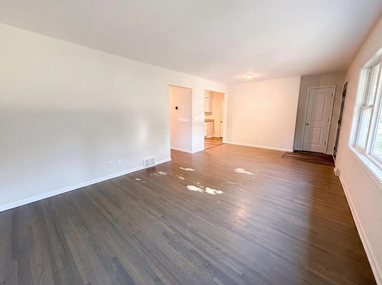 4423 Tyler Street Northeast - Photo 6 of 9