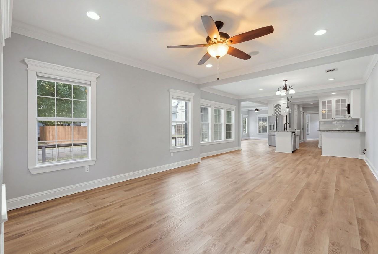 512 Enid St - Photo 6 of 39