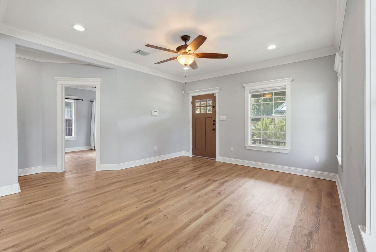 512 Enid St - Photo 7 of 39