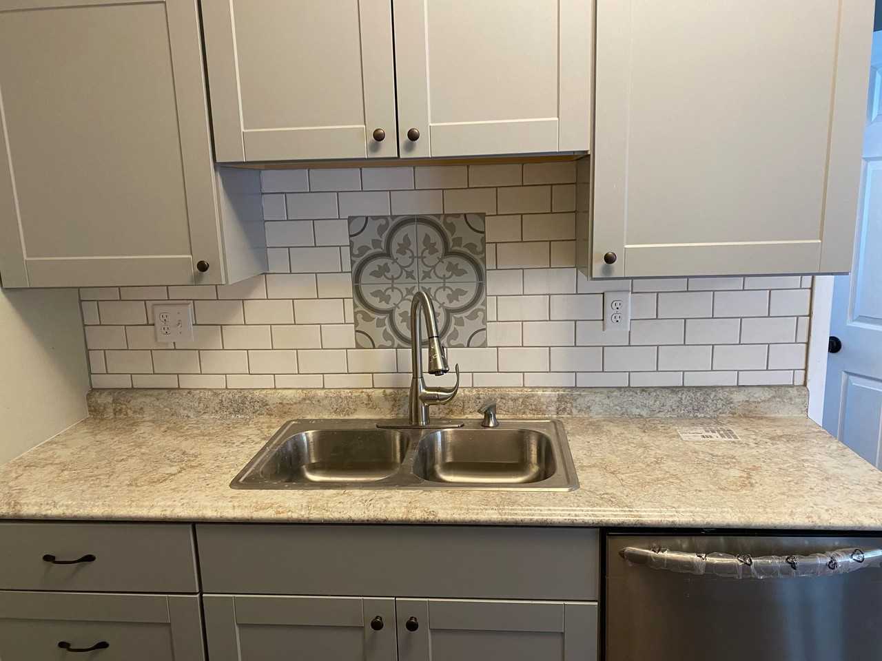 985 28th St #1 - Photo 5 of 13