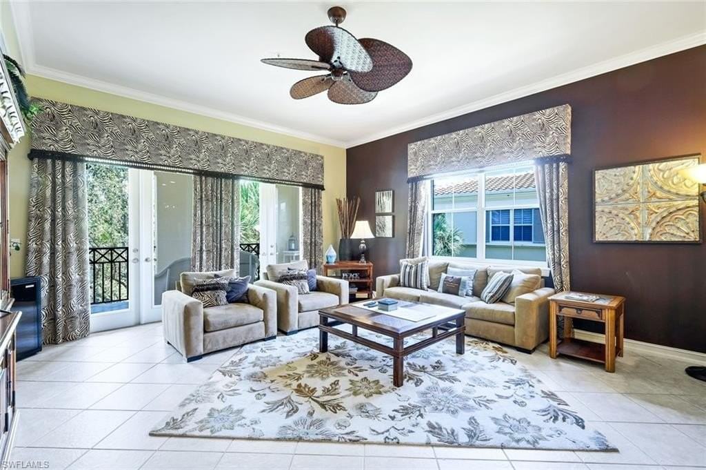 2826 Tiburon Blvd E #103 - Photo 4 of 21