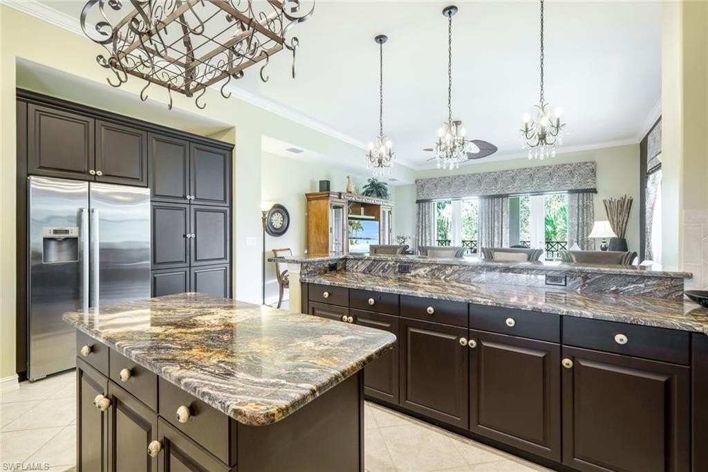 2826 Tiburon Blvd E #103 - Photo 7 of 21