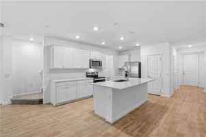 featured image of 27881 Radiant Ct