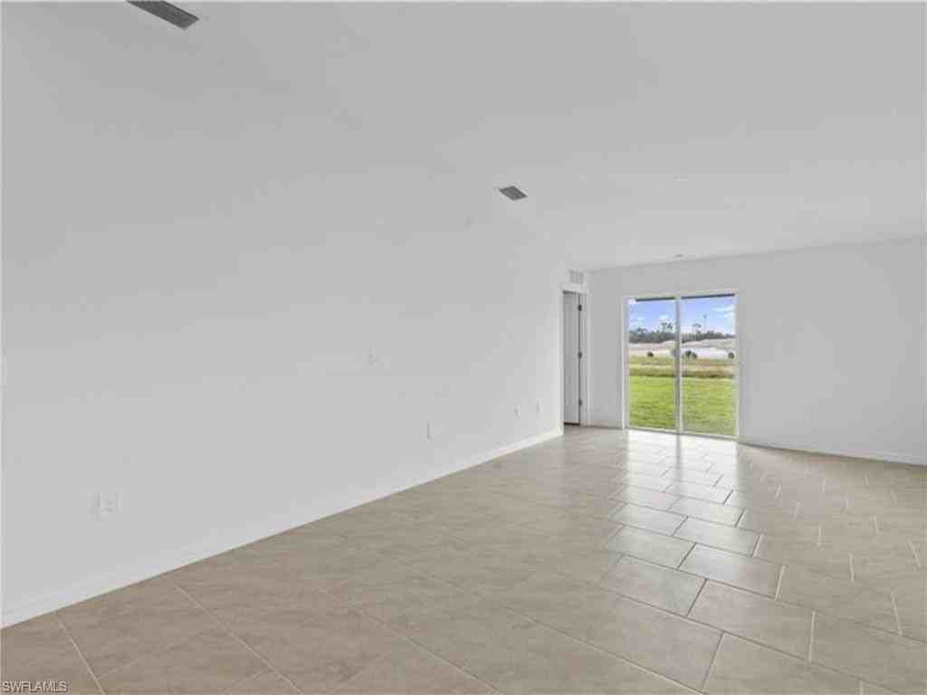 17531 Monte Isola Way - Photo 3 of 12