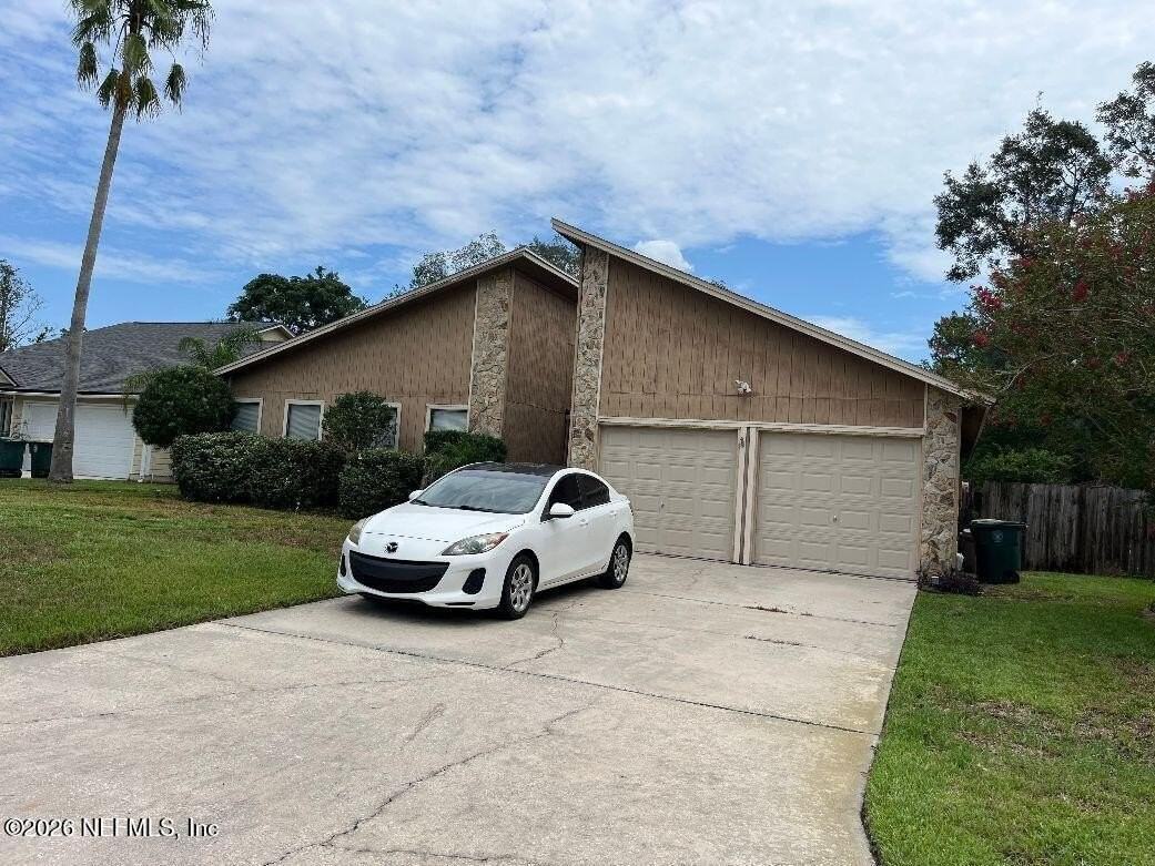 12841 Crest Ridge Dr - Photo 2 of 2