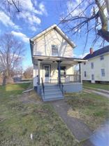 329 Charles Ave Se - Photo 1 of 1