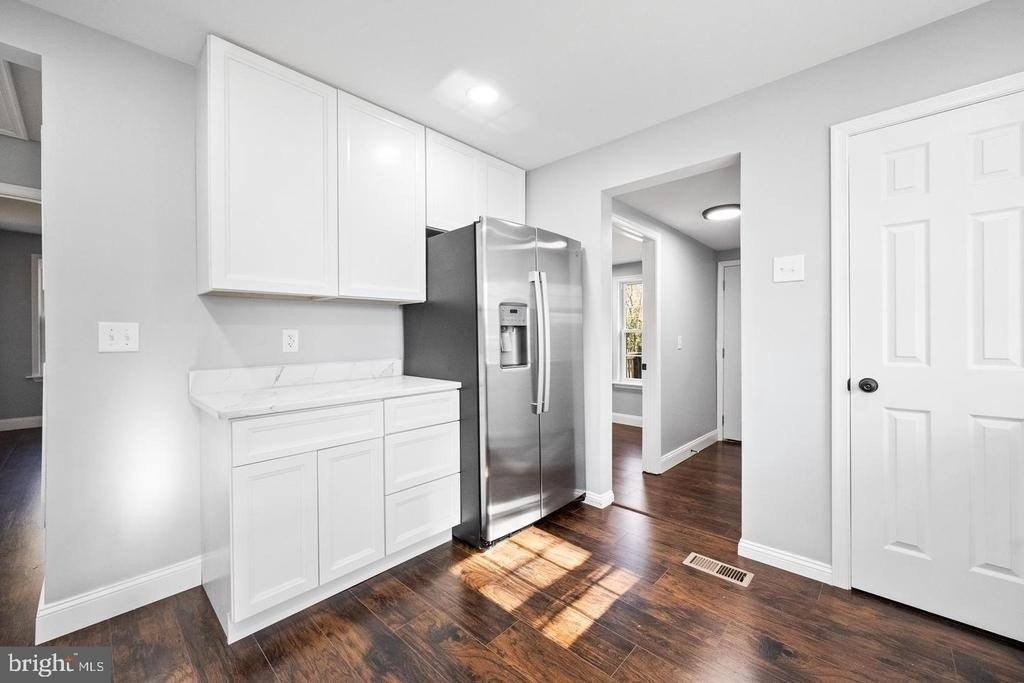 4316 Massaponax Church Rd - Photo 6 of 18