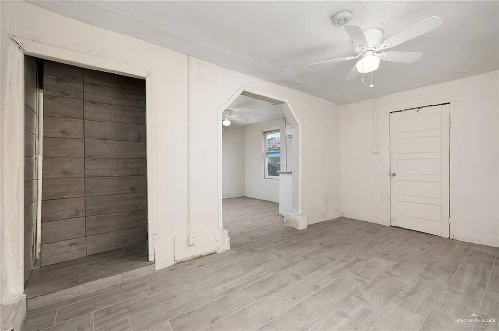 525 N 20th St - Photo 2 of 9
