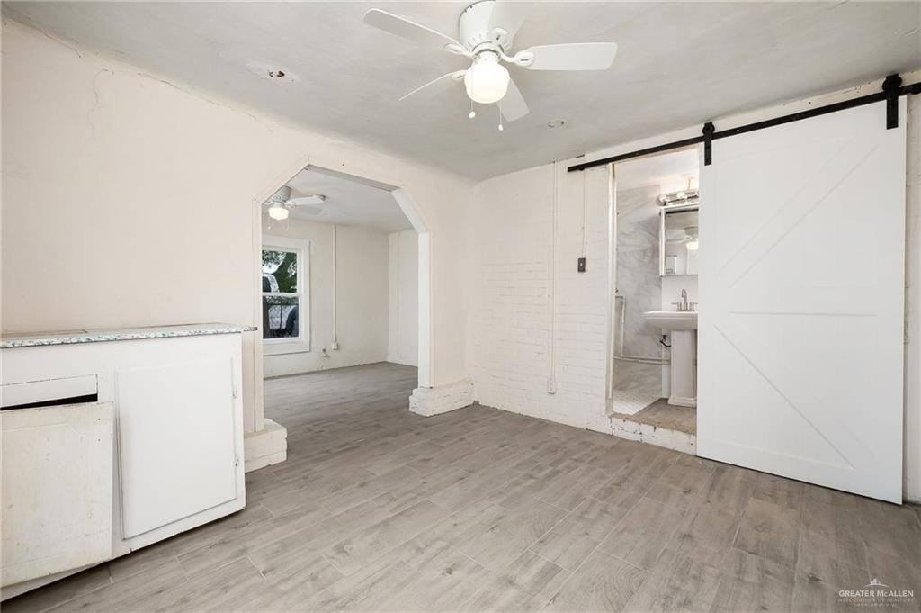 525 N 20th St - Photo 5 of 9