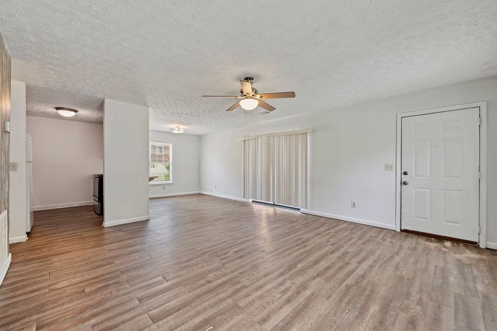 2501 Riverchase Xing Ne #2503 - Photo 4 of 19
