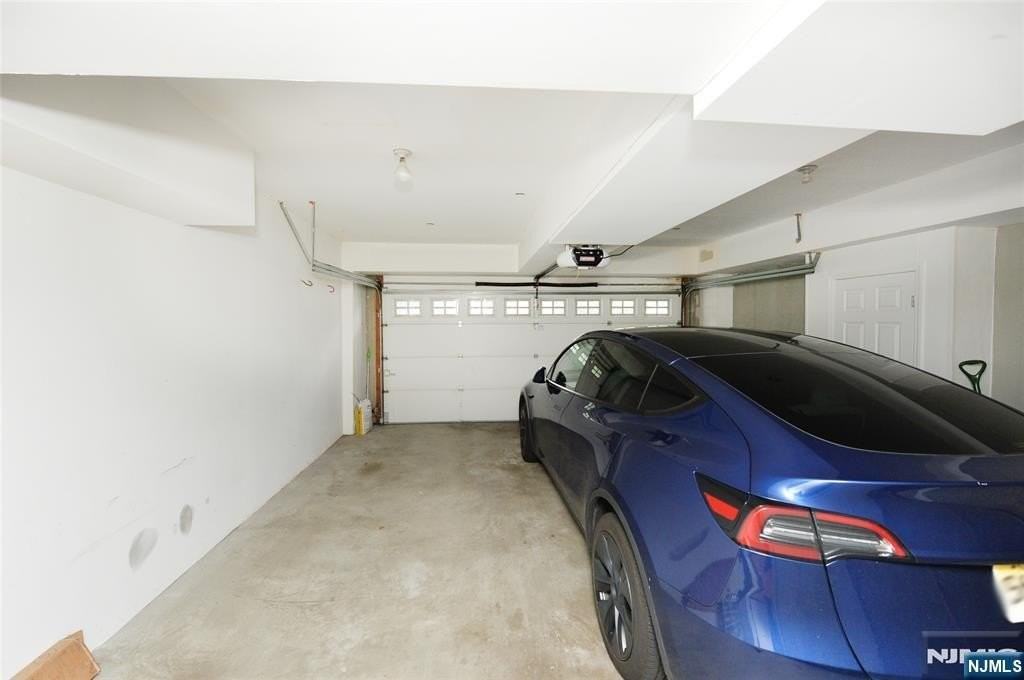 120 Chestnut St #B - Photo 7 of 30