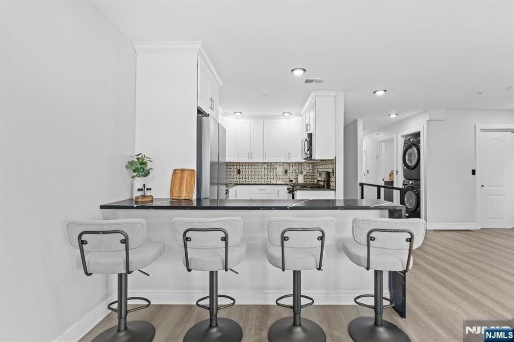51 Bedford Ave #2B - Photo 5 of 17