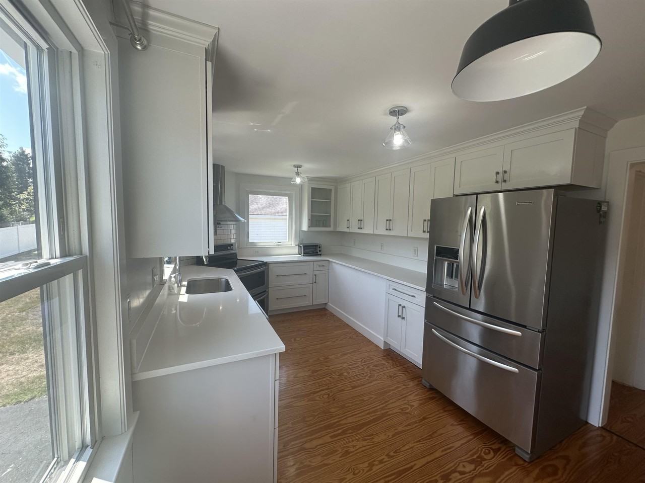 411 Cutts Ave - Photo 2 of 12