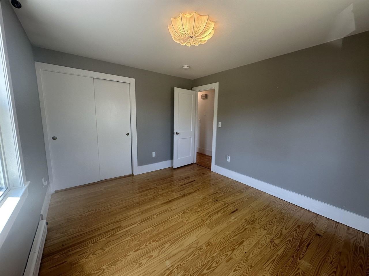 411 Cutts Ave - Photo 7 of 12