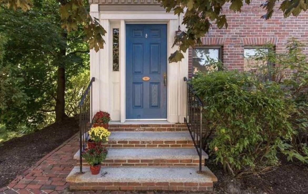 500 Market St #4L - Photo 4 of 17