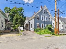 featured image of 6 Waverly St