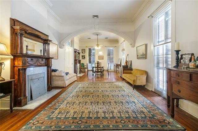 3621 Burgundy St - Photo 2 of 10