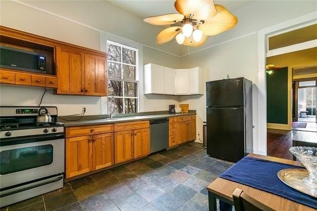 3621 Burgundy St - Photo 7 of 10