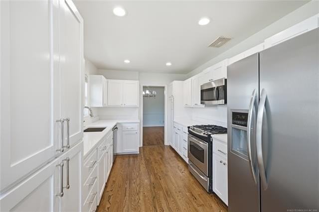 1567 E 22nd St - Photo 7 of 30
