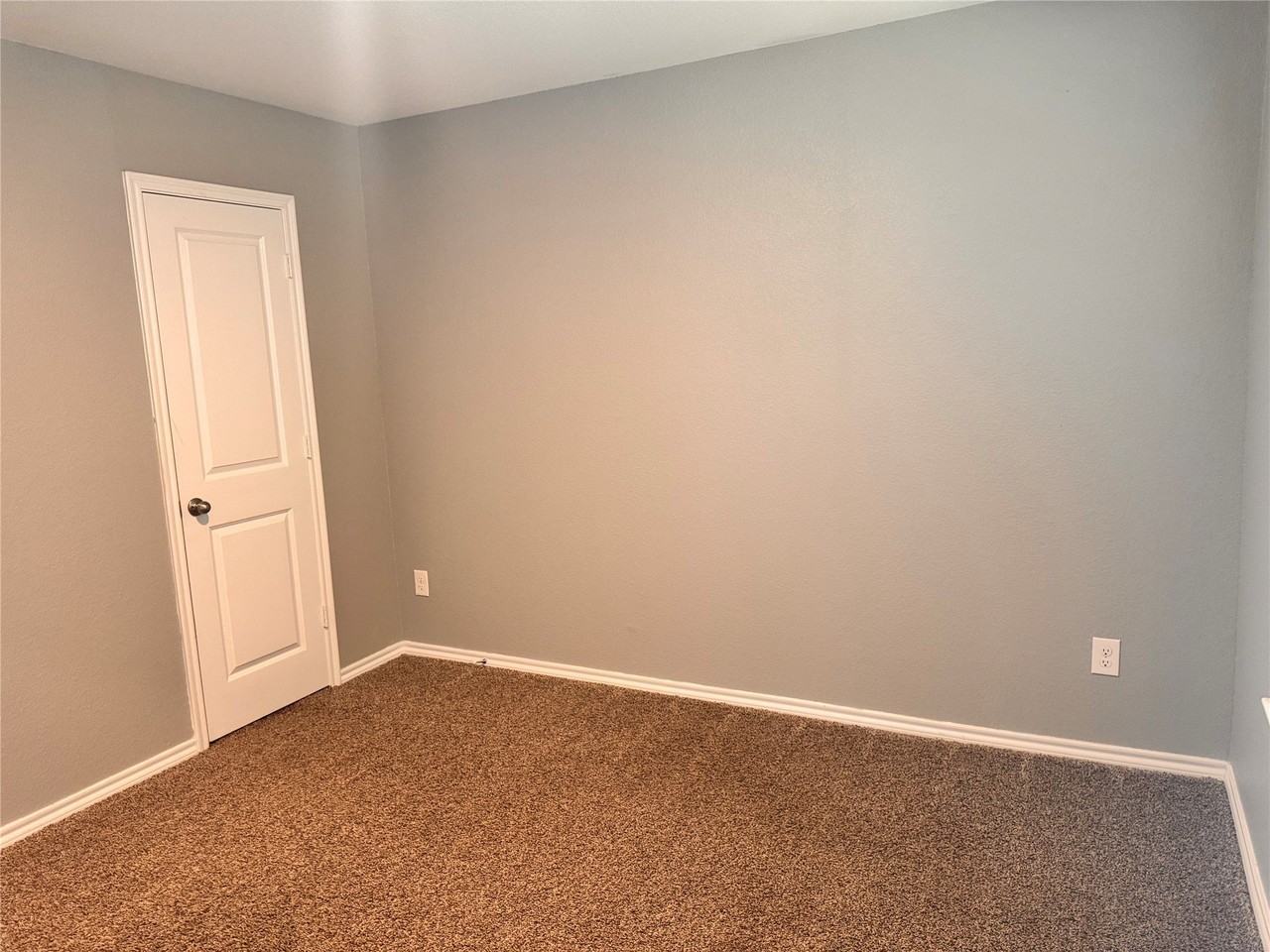 2900 Buttonbush Dr - Photo 7 of 27