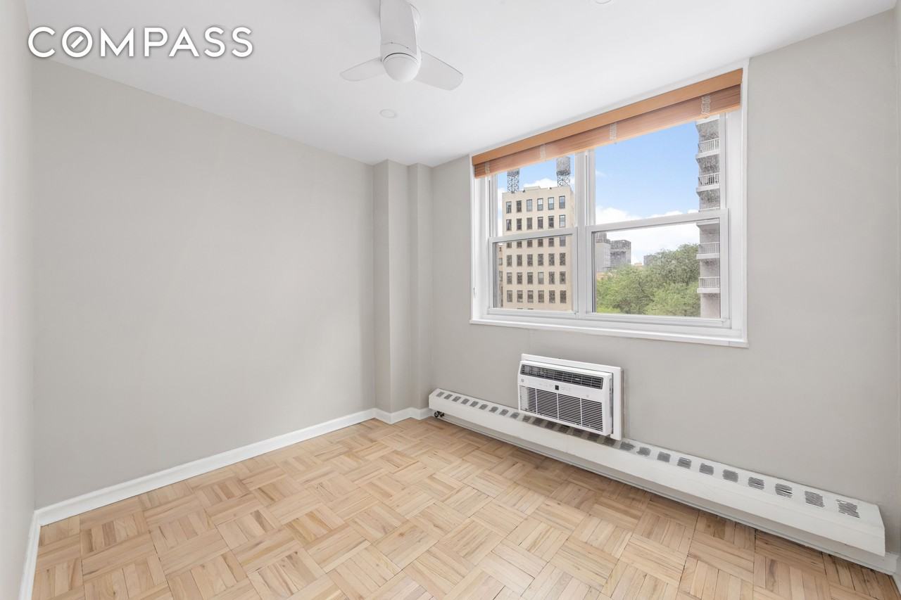 63 E 9th St #6H - Photo 7 of 10