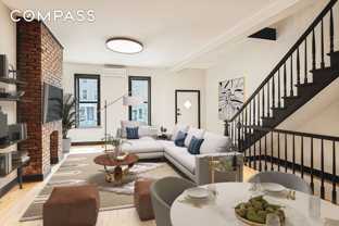 32 Webster Pl #TH - Photo 1 of 1