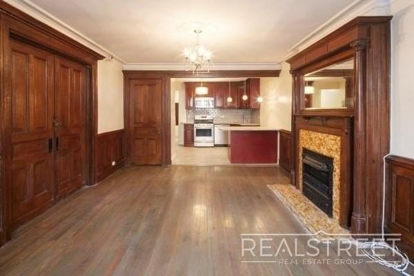 928 Saint Marks Ave #1 - Photo 2 of 11