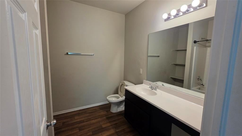10012 Wimbledon Ct - Photo 4 of 22
