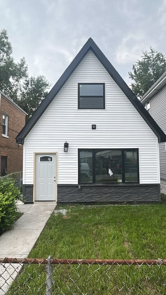 1345 W 109th Pl #1 - Photo 2 of 2