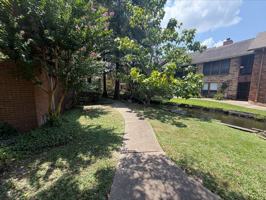 featured image of 2419 Aubin Ln