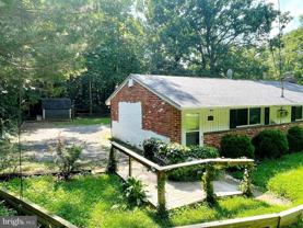 407 Clubhouse Dr - Photo 1 of 1