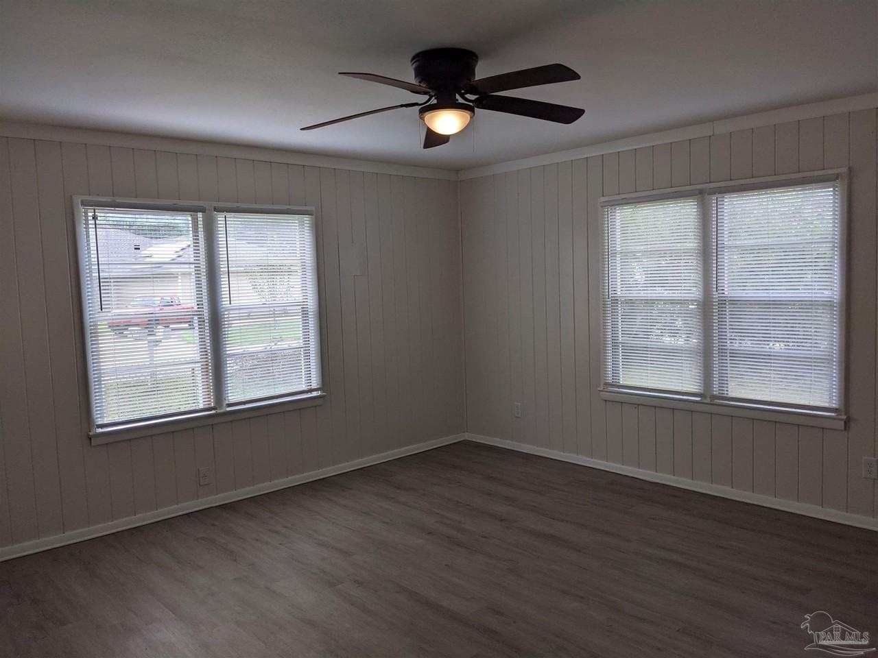 8320 Binkley St - Photo 2 of 5