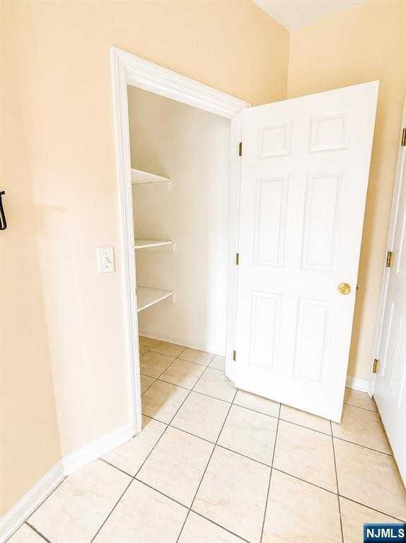 148 Wilson Ave - Photo 2 of 12