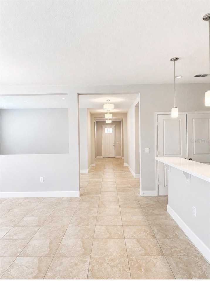 11537 Chateaubriand Ave - Photo 6 of 8