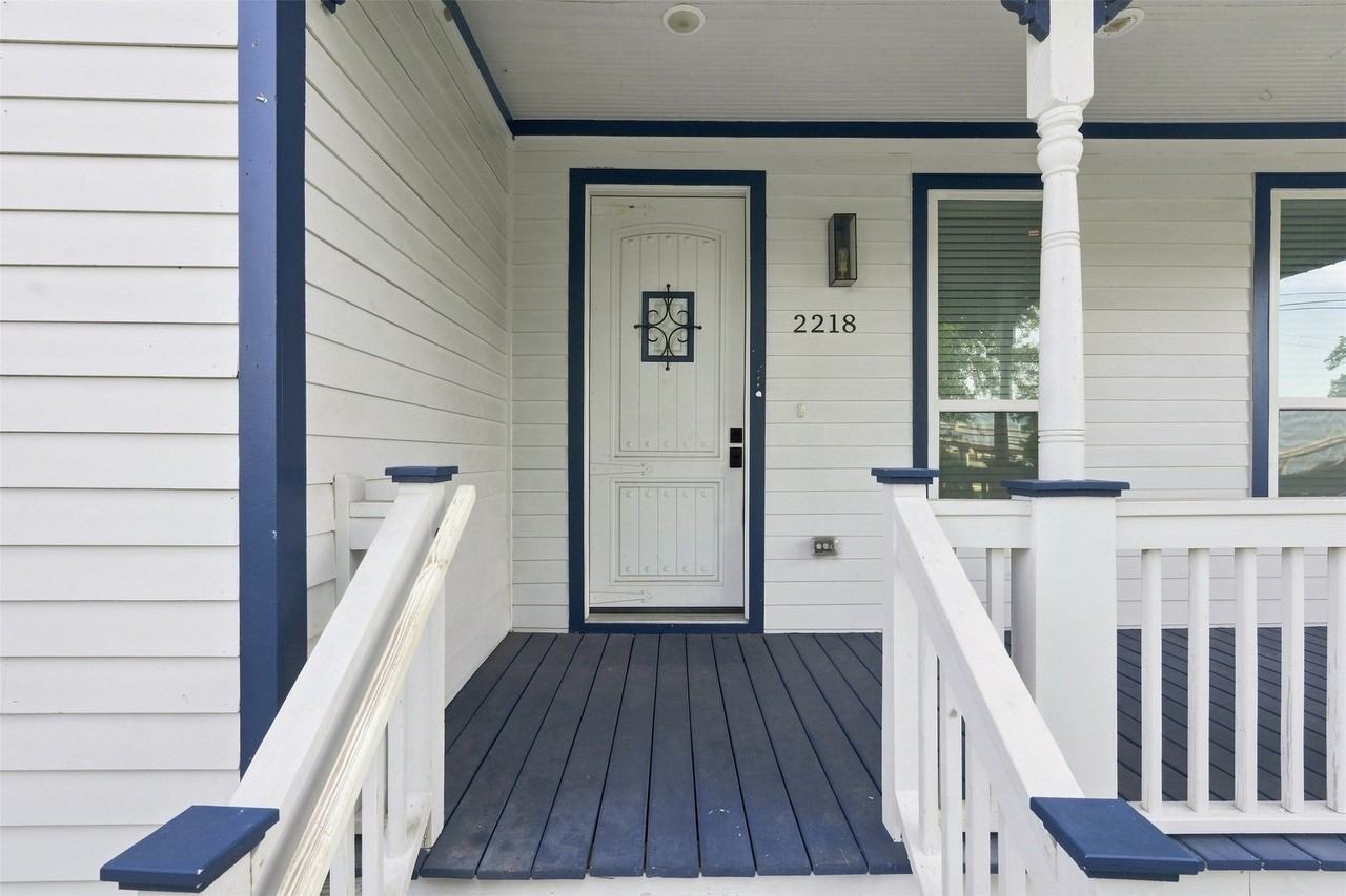 2218 South St - Photo 2 of 23