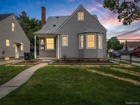1027 S Wilson Ave - Photo 1 of 1