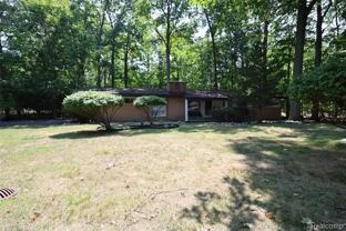 23695 Oak Glen Dr - Photo 1 of 1