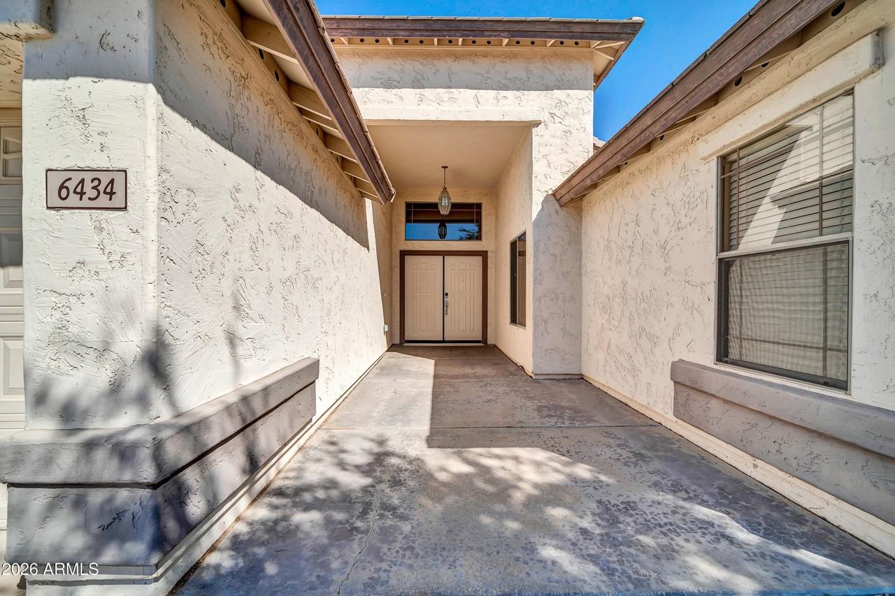 6434 W Kristal Way - Photo 4 of 41