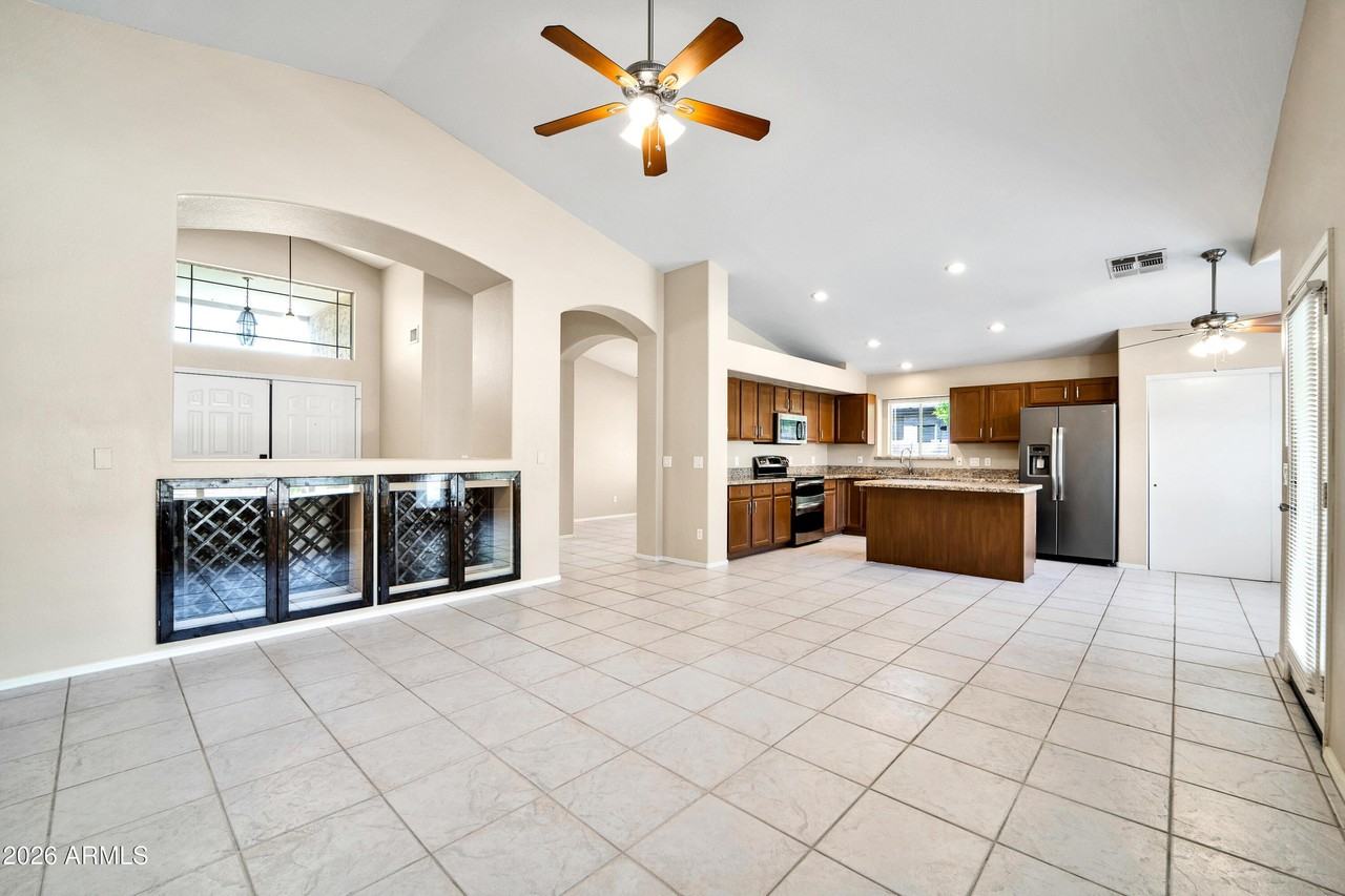 6434 W Kristal Way - Photo 7 of 41