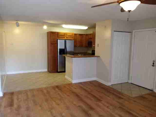 801 Lyons Rd - Photo 4 of 27